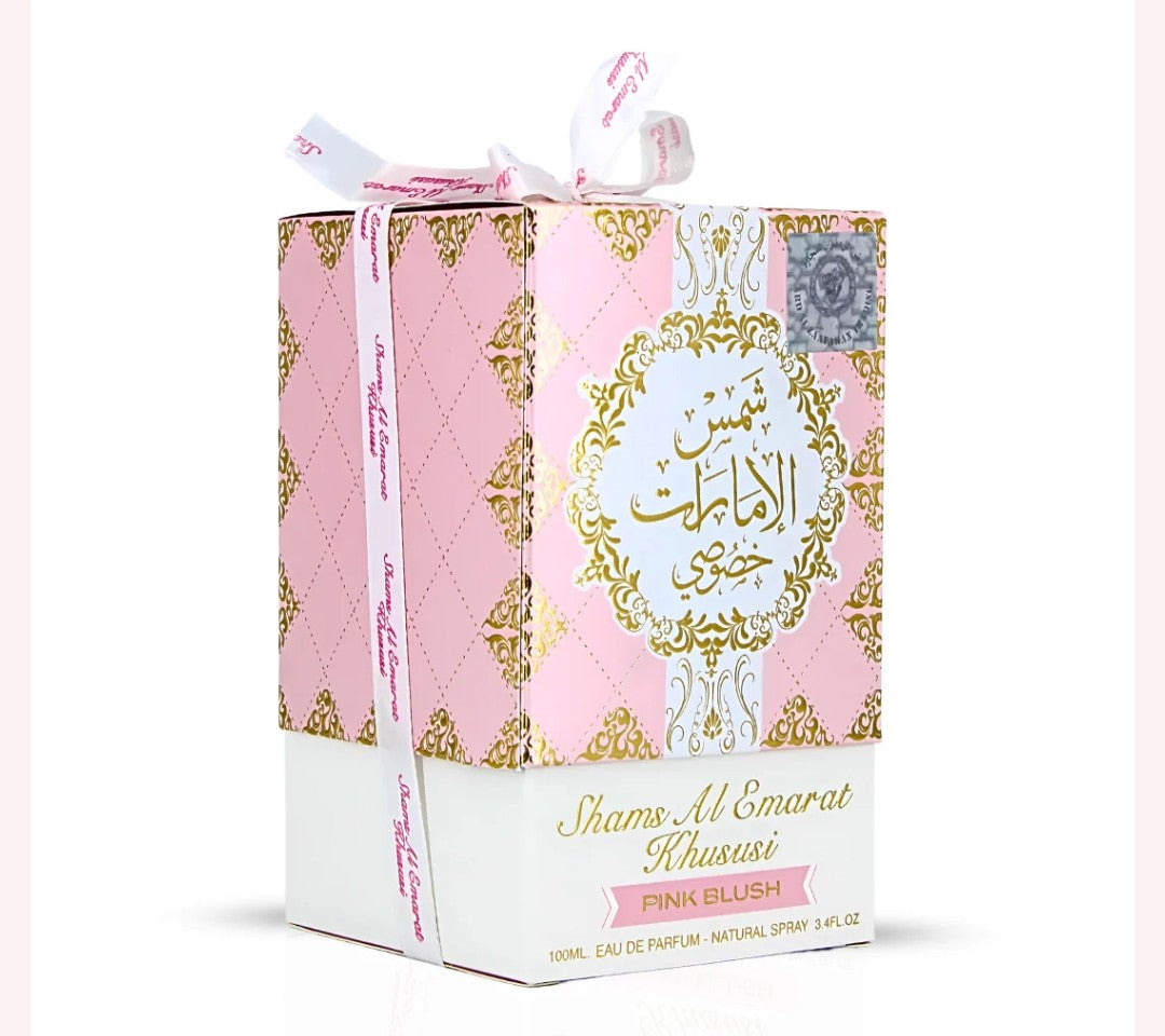 Pink Blush Shams Al Emarat Khususi Eau De Parfum Spray 100ML (3.4 OZ) de Ard Al Zaafaran | Una fragancia dulce y elegante para cada ocasión.