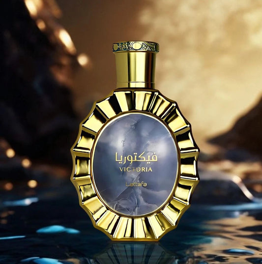 Victoria Eau de Parfum Spray 100ML (3.4 OZ) de Lattafa